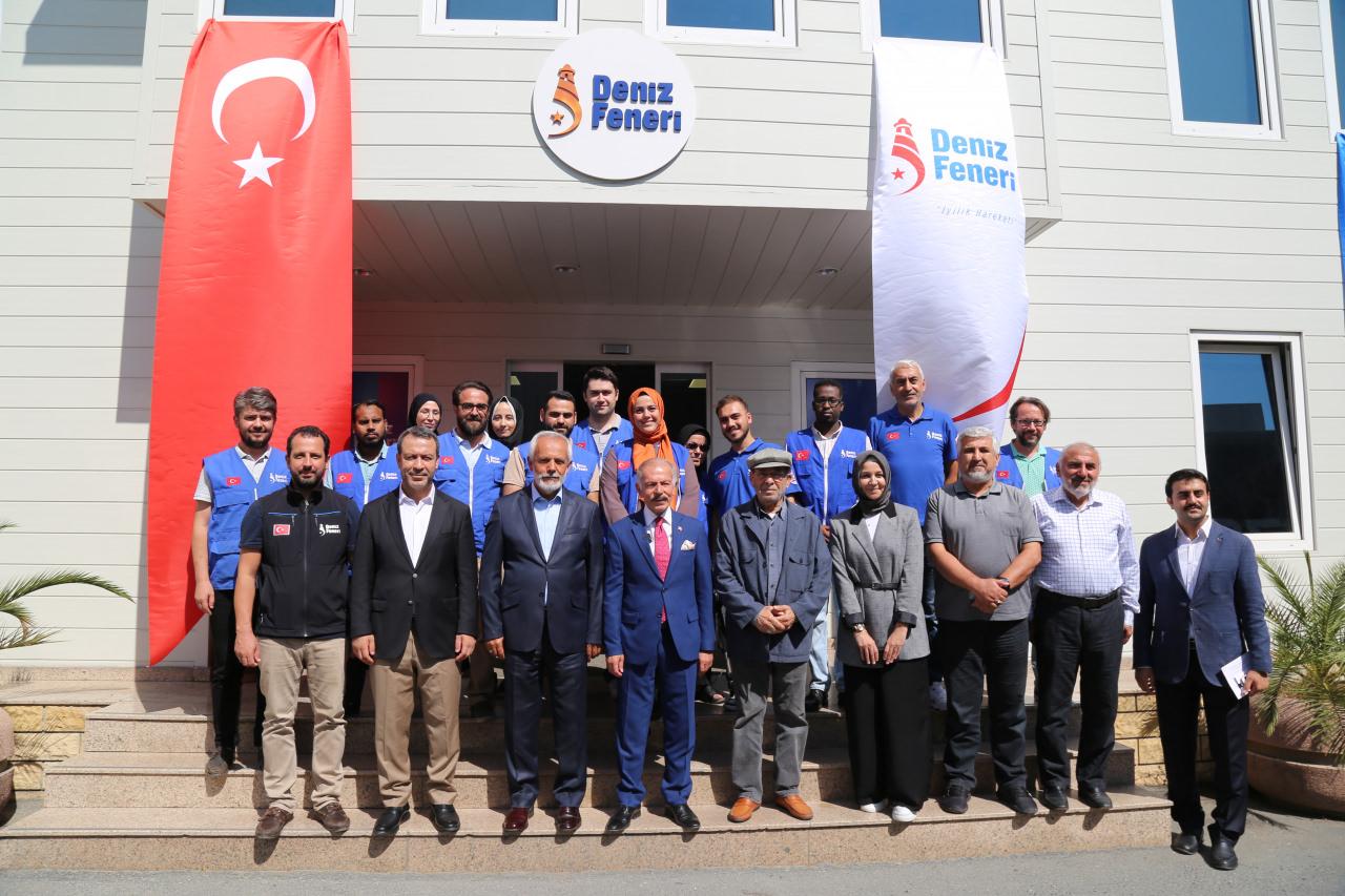 Deniz Feneri Derneğinden Bosnalı öğrencilere eğitim desteği