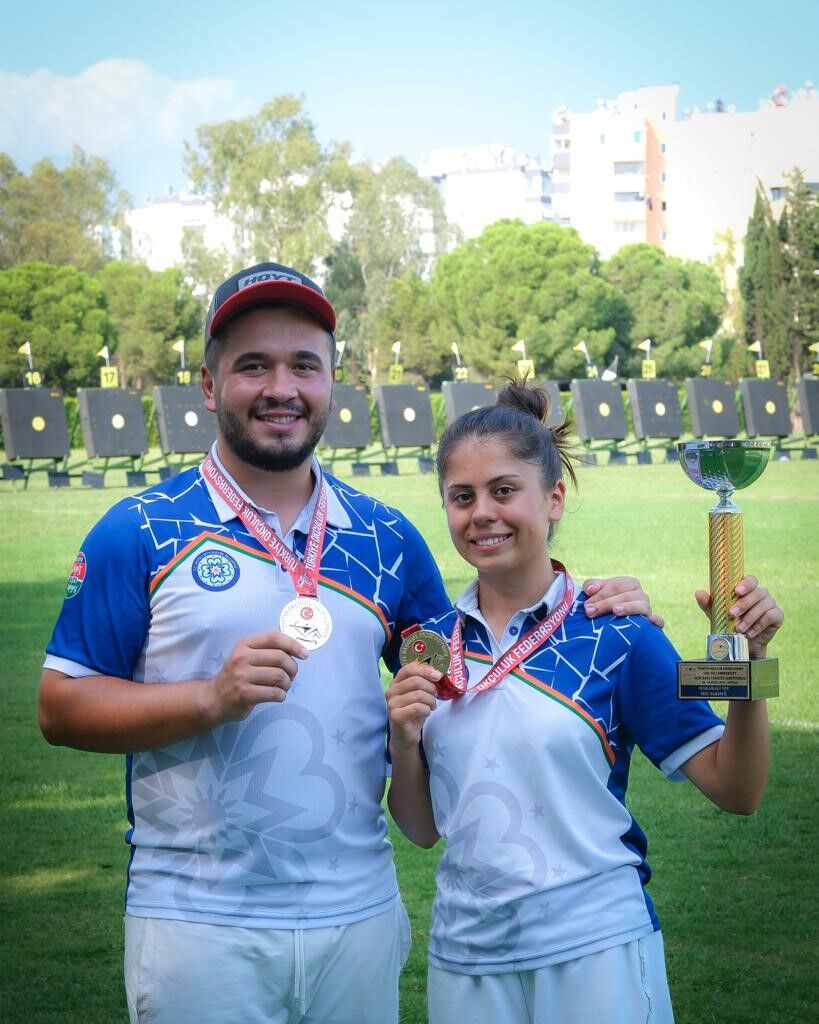 Büyükşehir okçuları Cumhuriyet’in 100.yılında Muğla’yı gururlandırdı