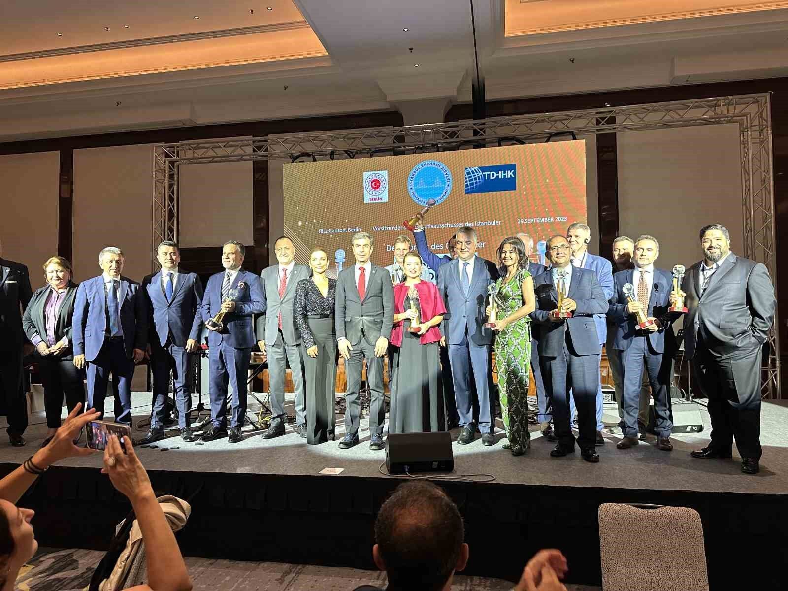 Türk ve Alman iş insanları Almanya’da İstanbul Ekonomi Zirvesi’nde buluştu