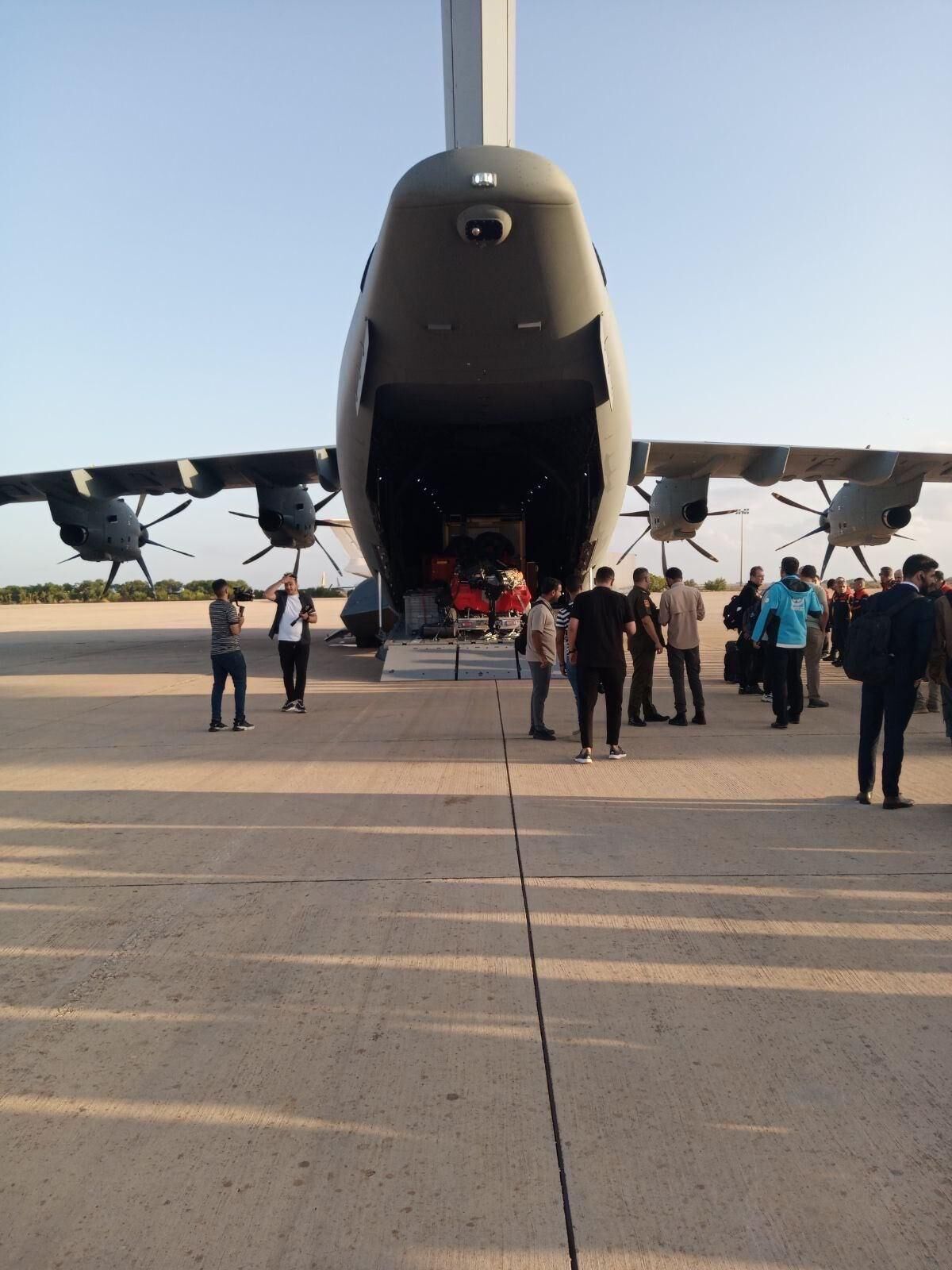 Libya’ya yardım elini uzatan ilk ülke Türkiye oldu... MSB paylaştı