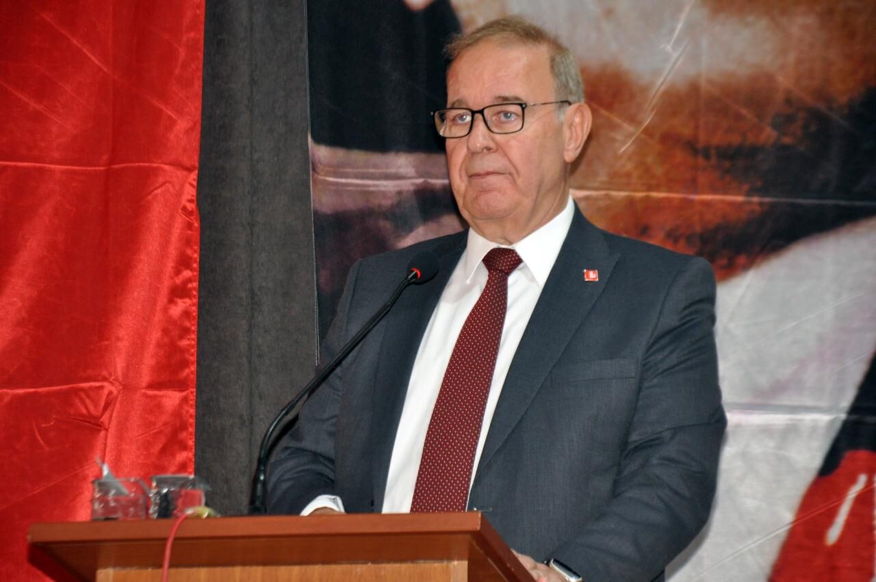 CHP'li Öztrak ve Özel arasında MYK polemiği