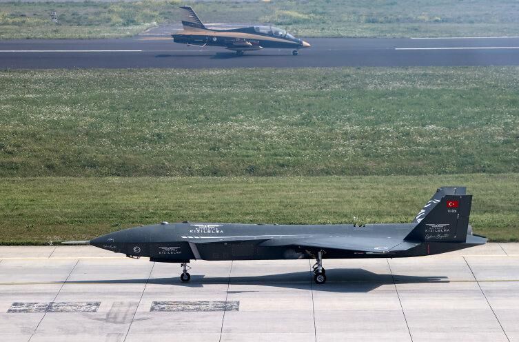 Türkiye'yi dünyanın en iyileri arasına sokacak milli uçak motoru geliyor