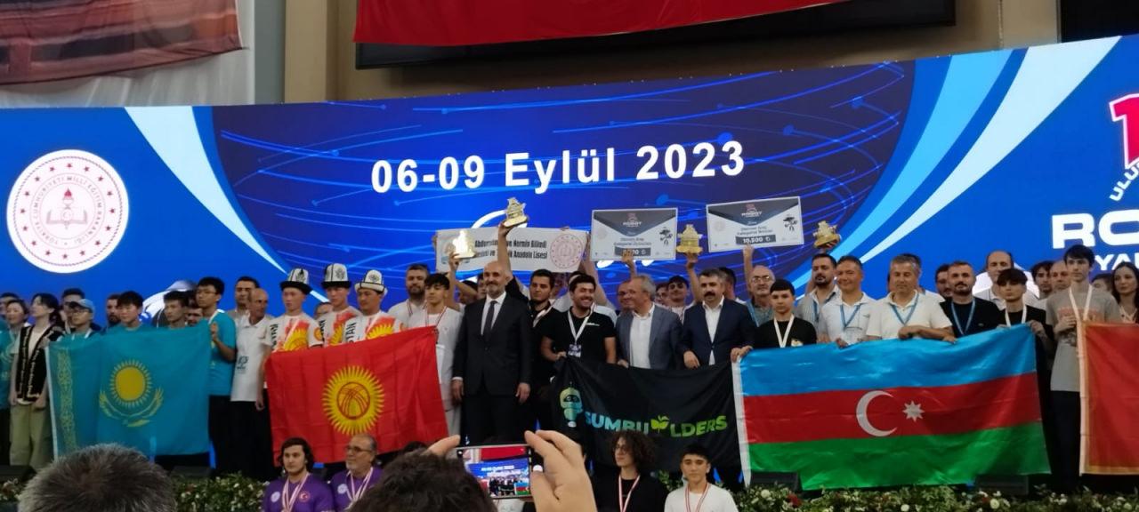 Bağcılarlı öğrencilerden MEB Robot Yarışması’nda büyük başarı