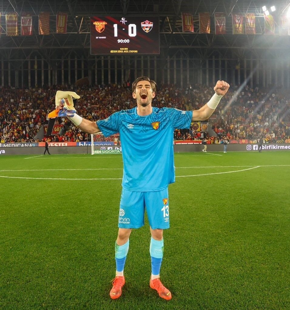 Göztepe’de Mateusz Lis, 3 maçta kalesini gole kapadı