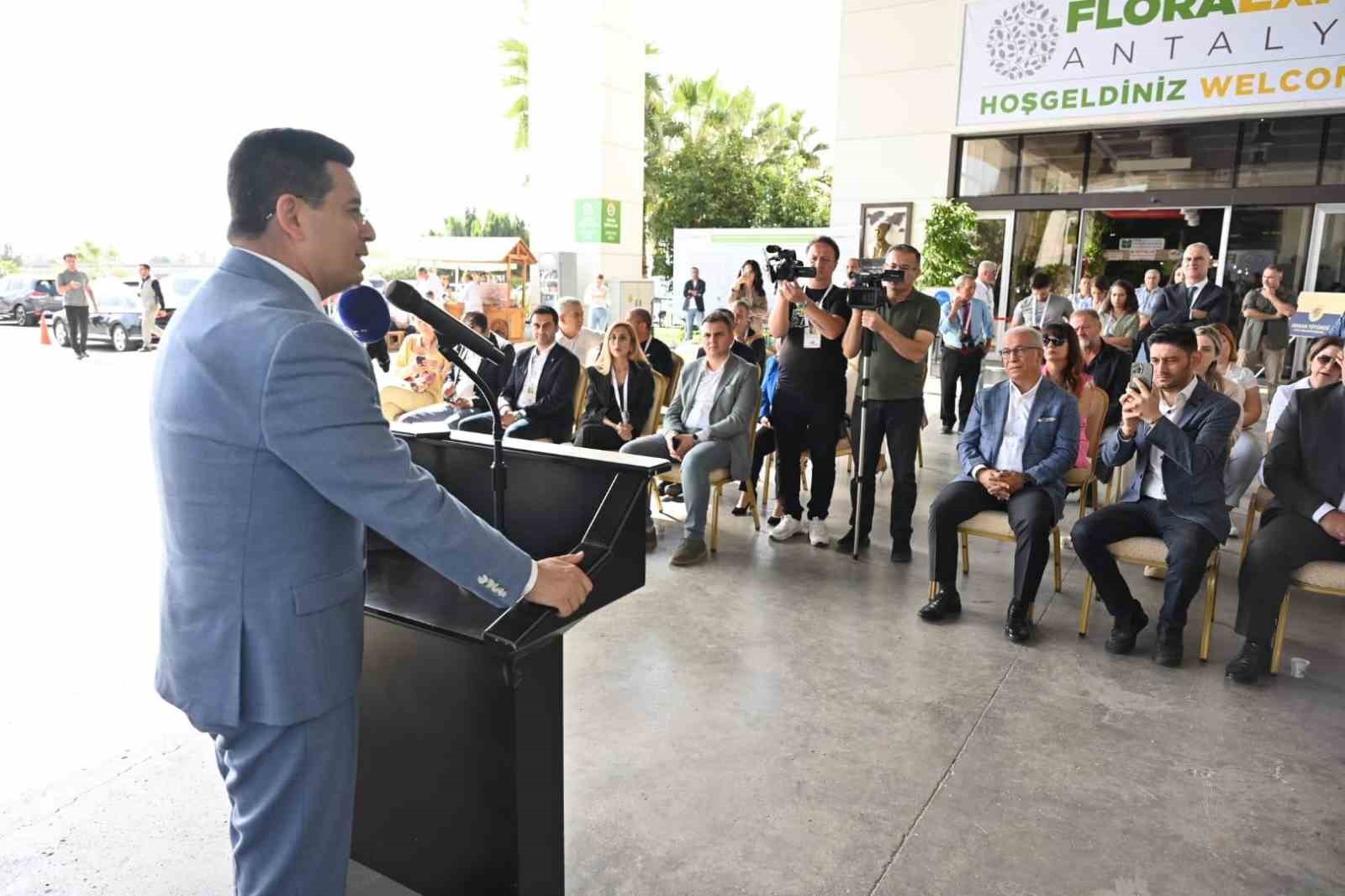 Tütüncü: “Yeşil projelerin altında belediyelerin imzası var”