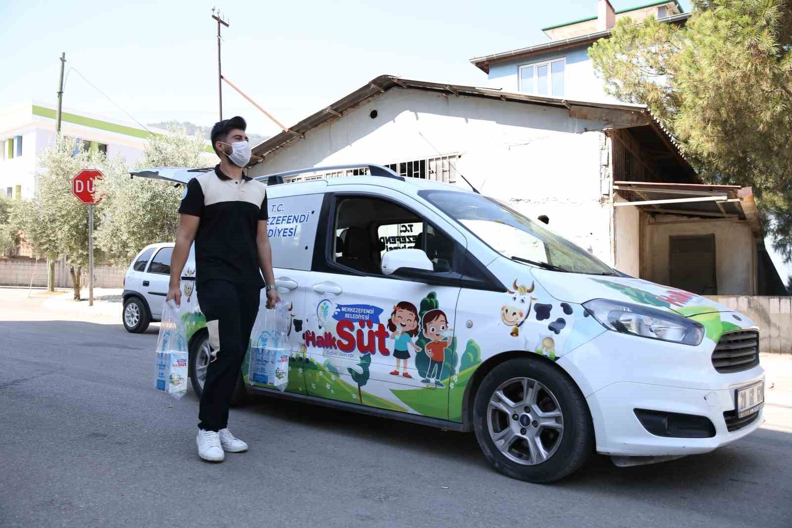 Merkezefendi sütü, 4 yıldır ücretsiz çocuklara ulaştırılıyor