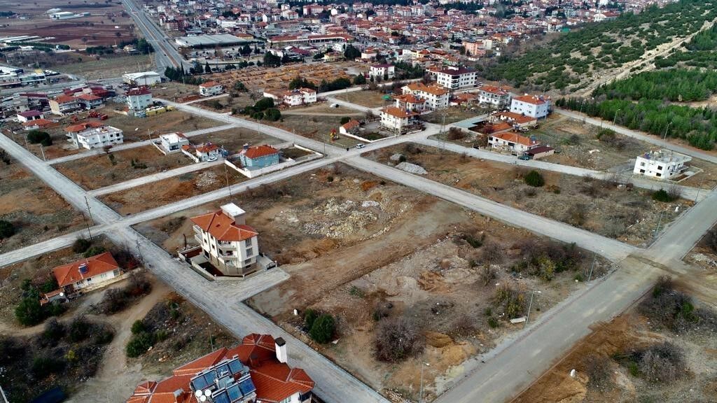 Tavas’ın çehresi dev üst yapı çalışmasıyla değişiyor