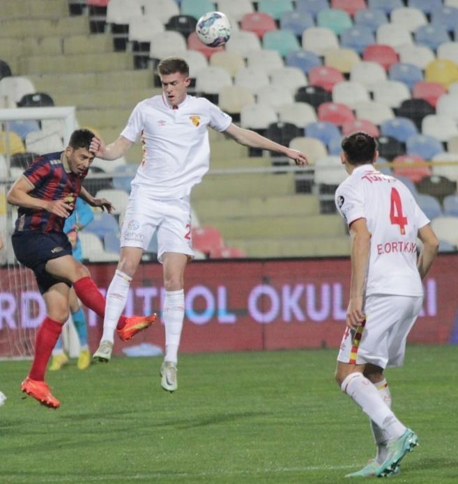 Göztepe, Marko Kvasina ile yollarını ayırdı