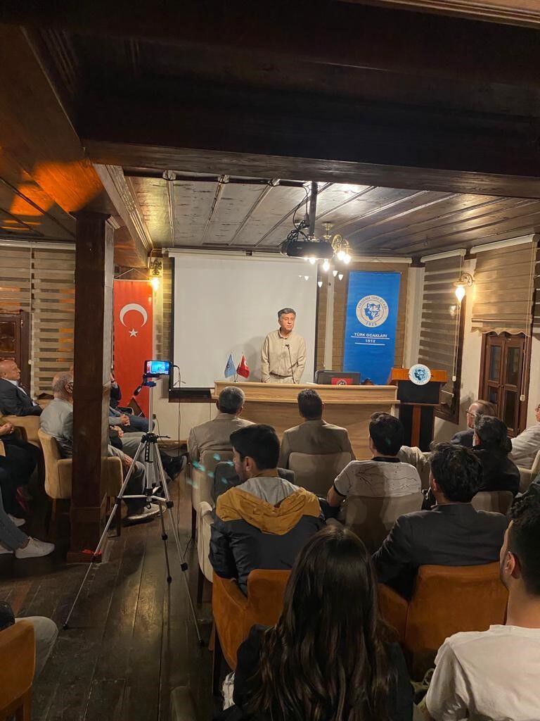 Irak Türklüğü ve Kerkük konuşuldu