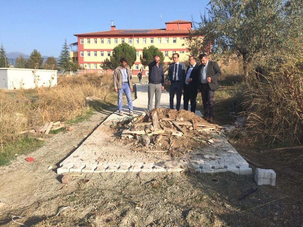 Başkan Doğan, üst yapı çalışmalarını yerinde inceledi