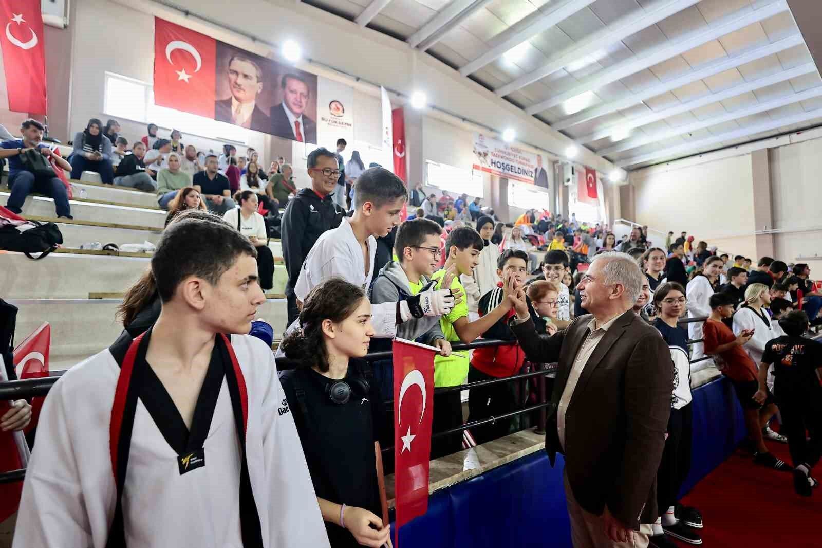 Cumhuriyet’in 100. kuruluş yıldönümünde 400 sporcu mücadele etti