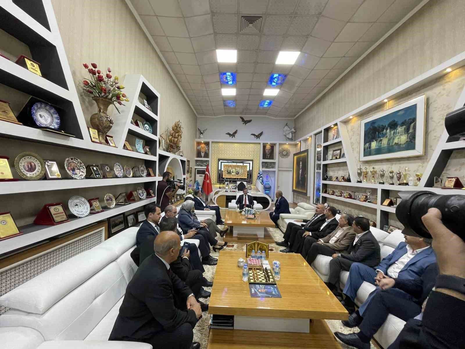 İş adamı Kandaşoğlu’ndan Cumhurbaşkanı Yardımcısı Cevdet Yılmaz’a teşekkür