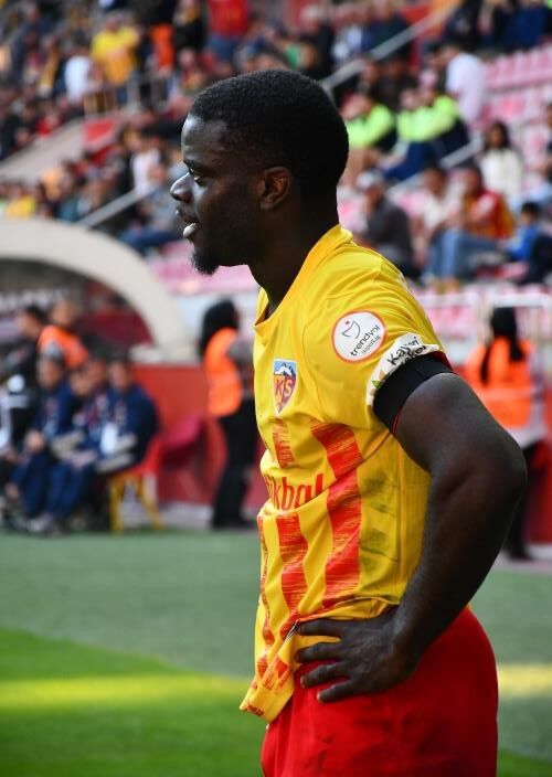 Trendyol Süper Lig: Kayserispor: 1 - Çaykur Rizespor: 0 (İlk yarı)
