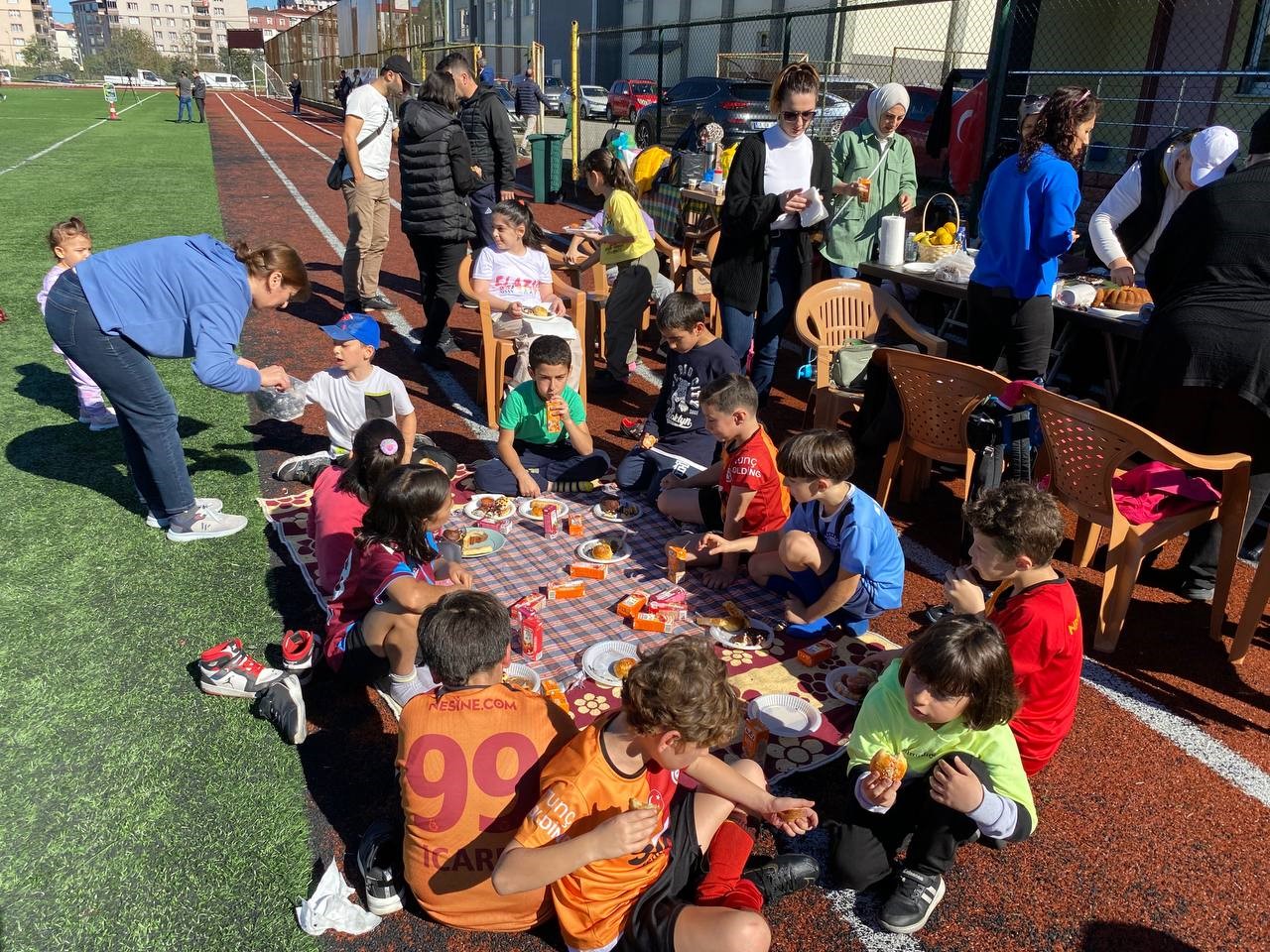 Arhavi’de Grassroots futbol şenliği düzenlendi