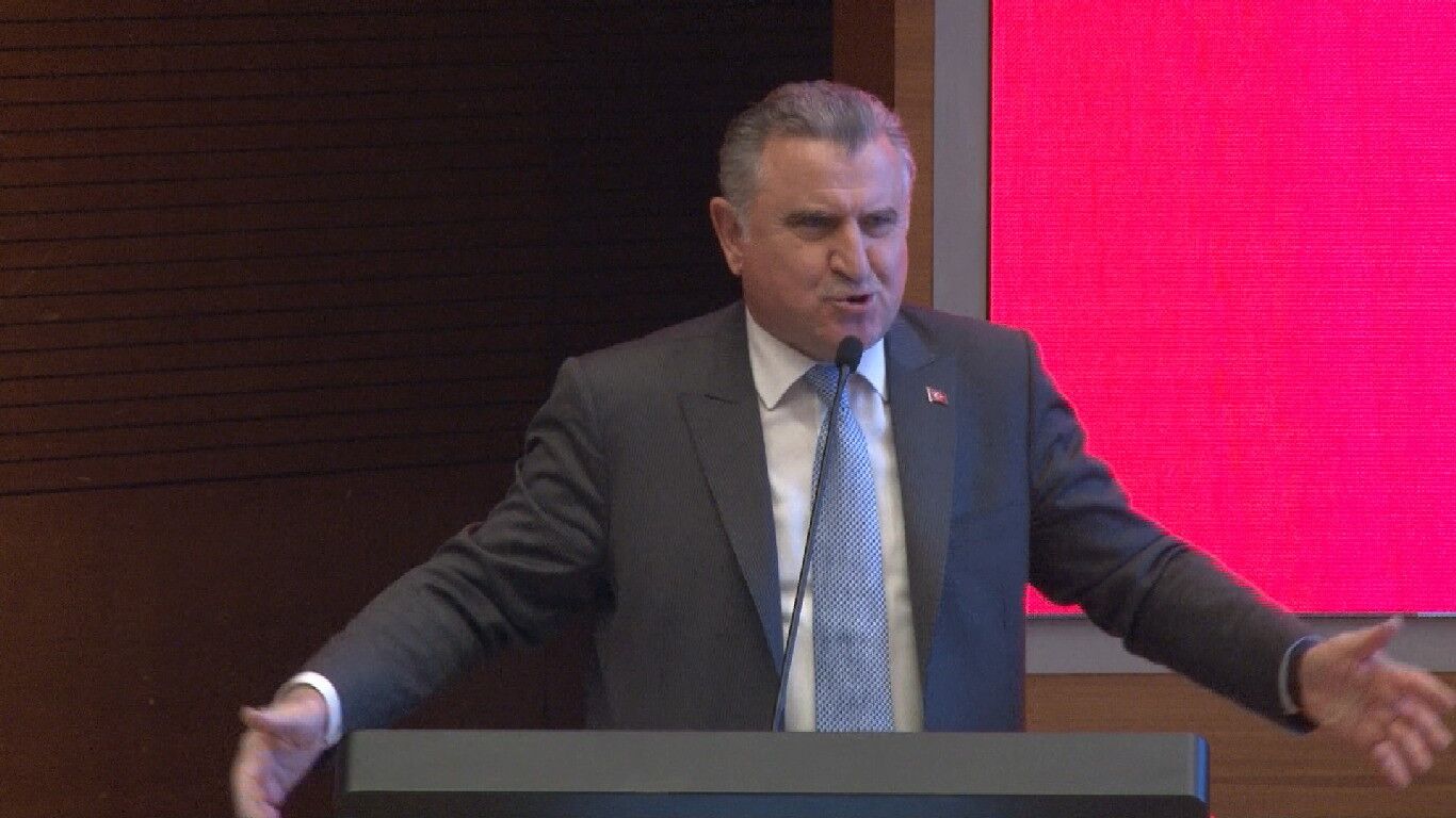 Bakan Bak: “Amatör spor kulüplerimizin tescilleri bir yıl daha uzatılacak”