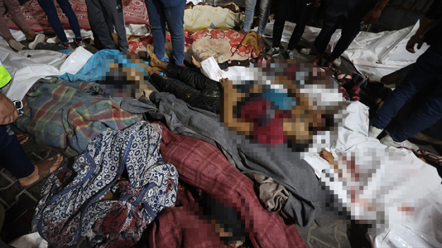 İsrail'in saldırısı sonucu yüzlerce kişinin can verdiği hastaneden ilk görüntüler