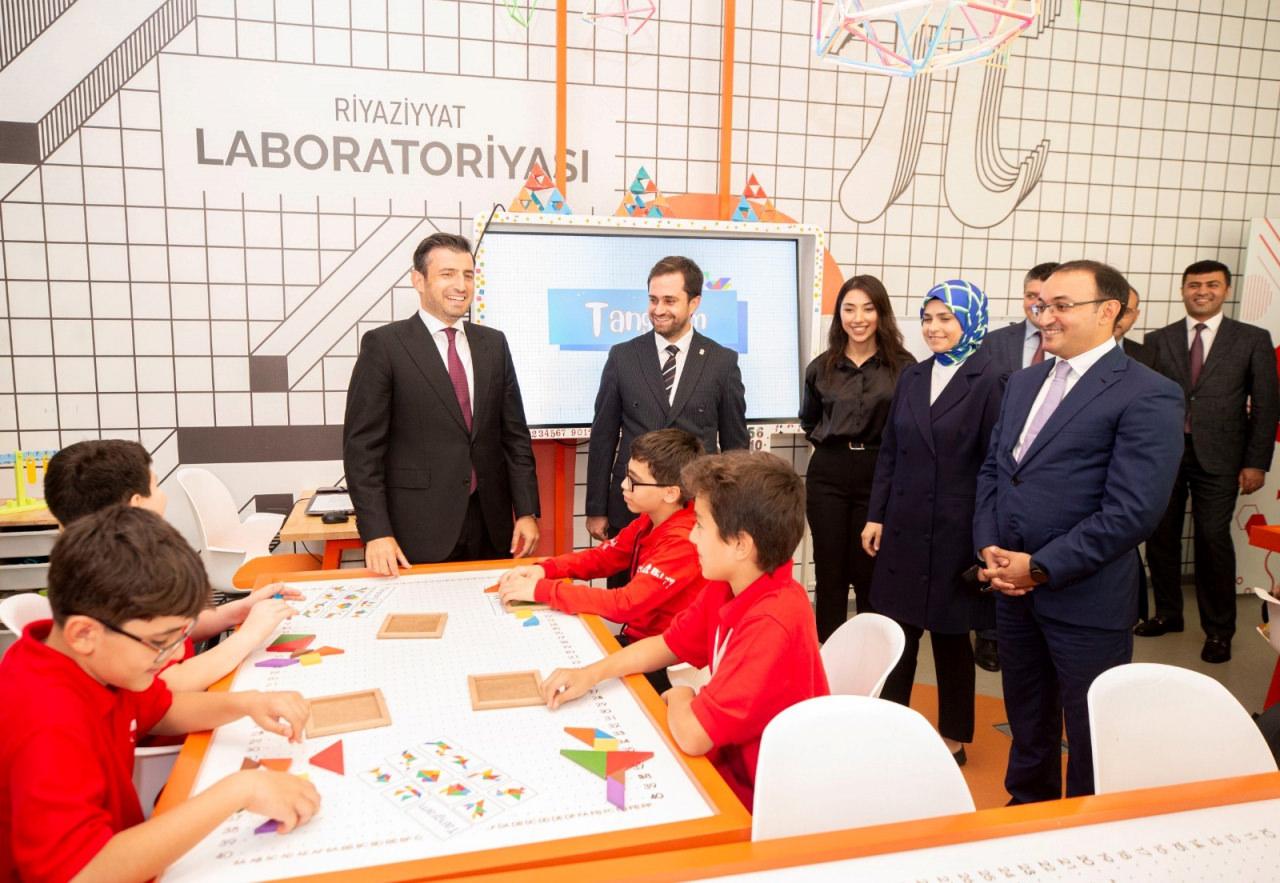 Bilim Bakü Merkezine anlamlı ziyaret