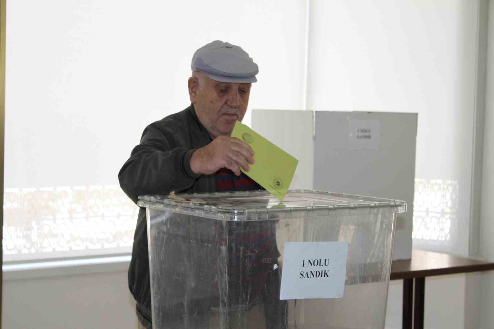 CHP Uşak İl Başkanlığı 38. Olağan İl Kongresini gerçekleştirdi