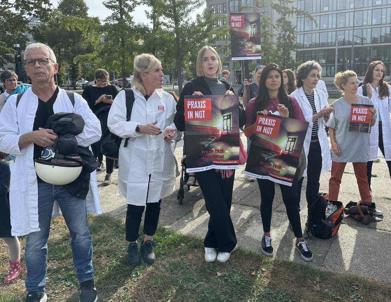 Alman doktorlar kızgın: Yükümüz çok ağır