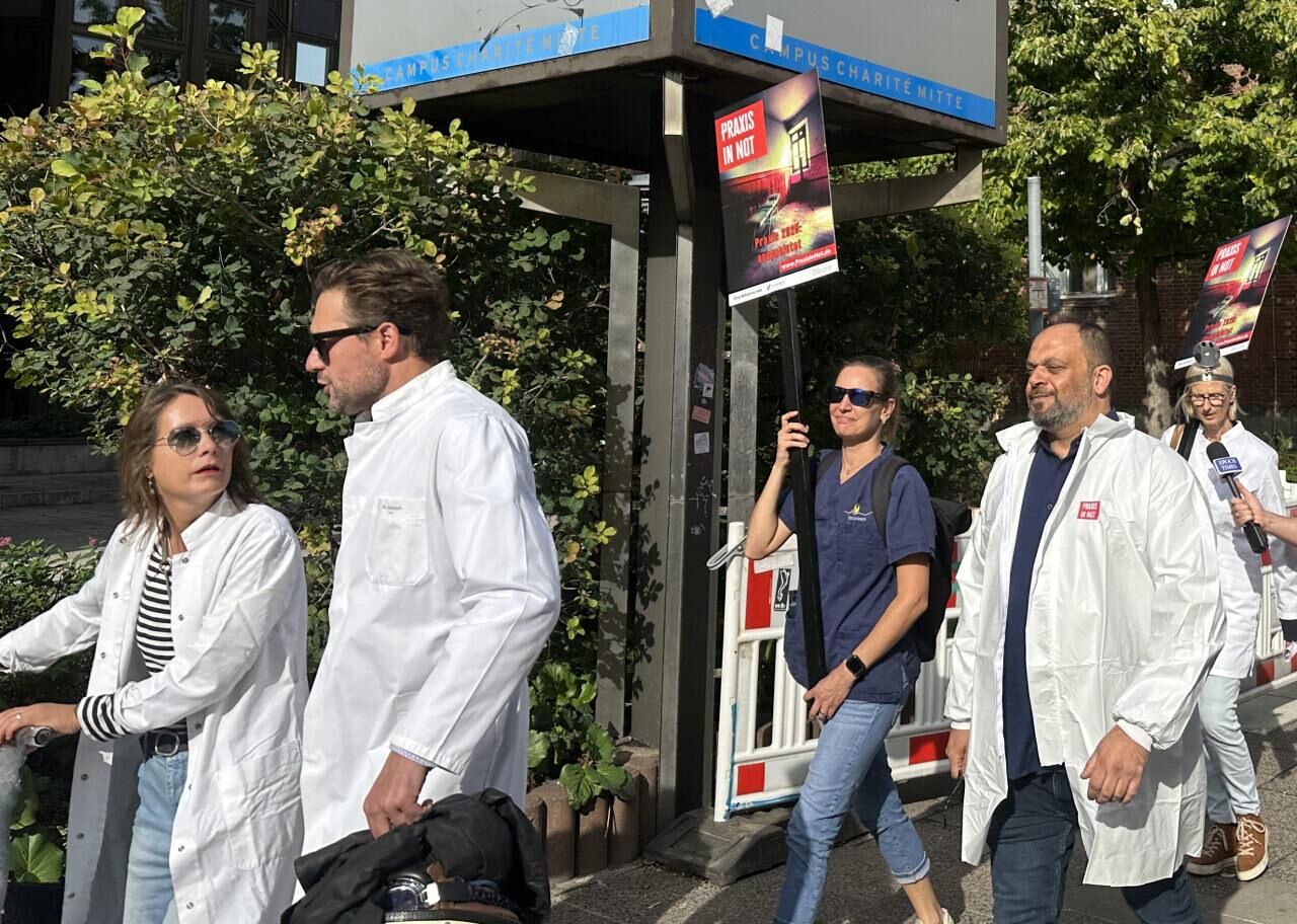 Alman doktorlar kızgın: Yükümüz çok ağır