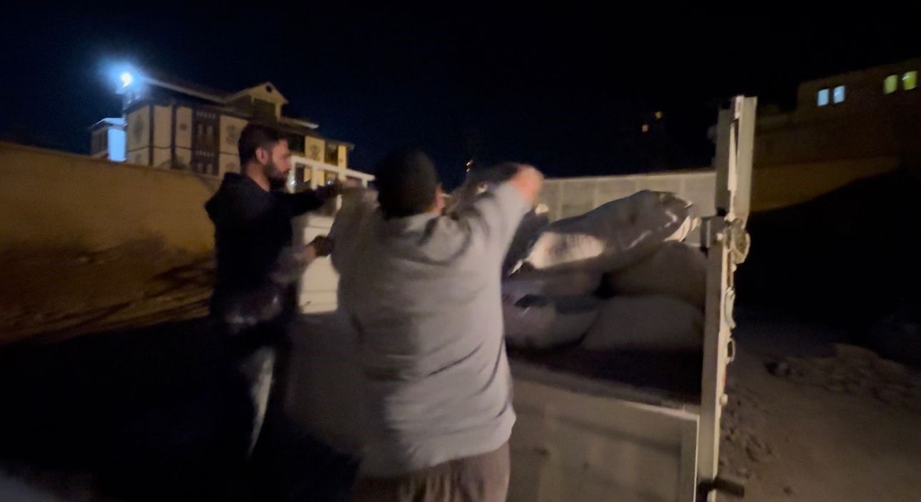 Yüksekovalı çiftçilerin un mesaisi başladı