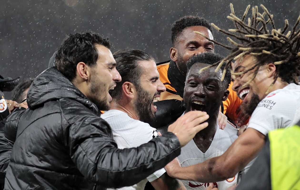 Galatasaray’dan, Manchester United’a karşı 2. galibiyet