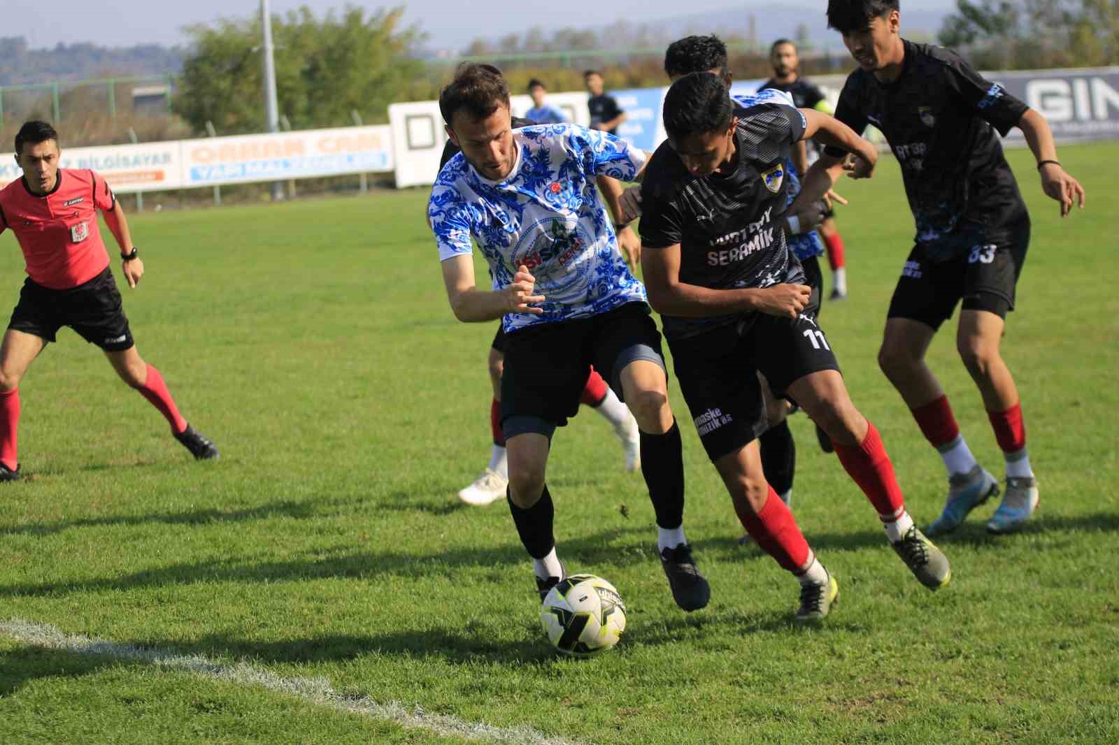 Çaycumaspor evinde galip geldi