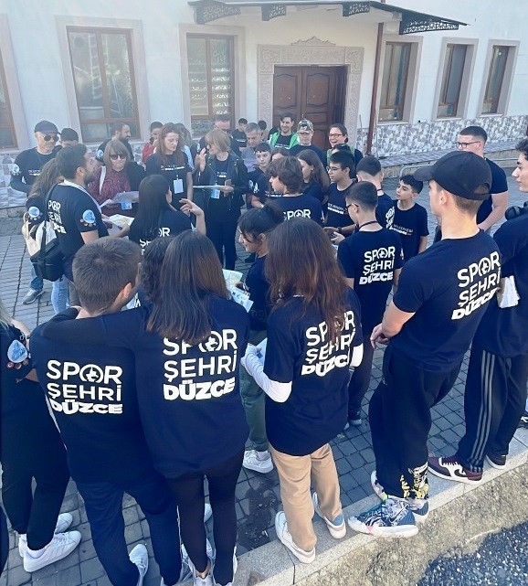 Hem spor yaptılar hem şehri gezdiler