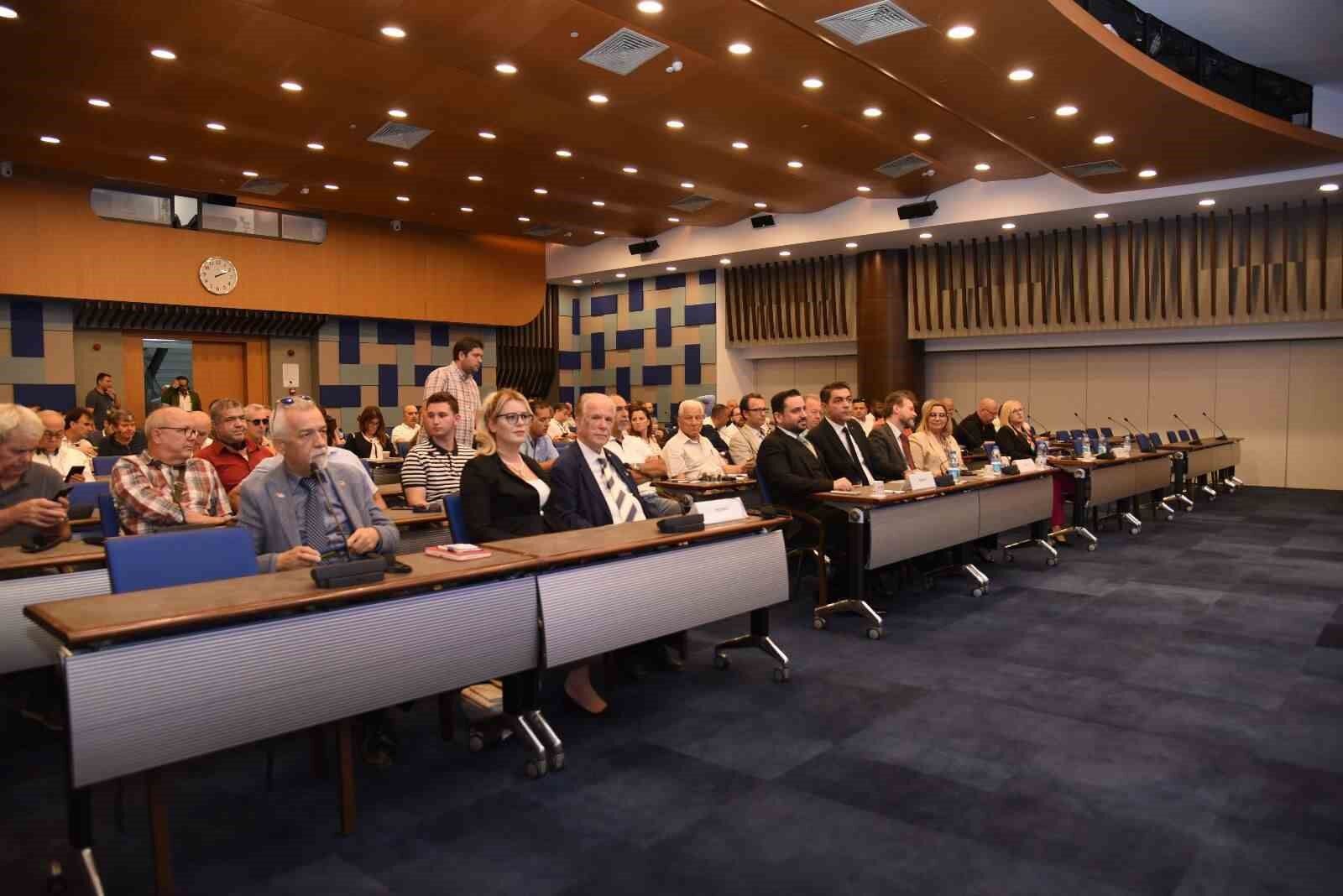 İzmir Ticaret Odasına yabancı temsilci akını