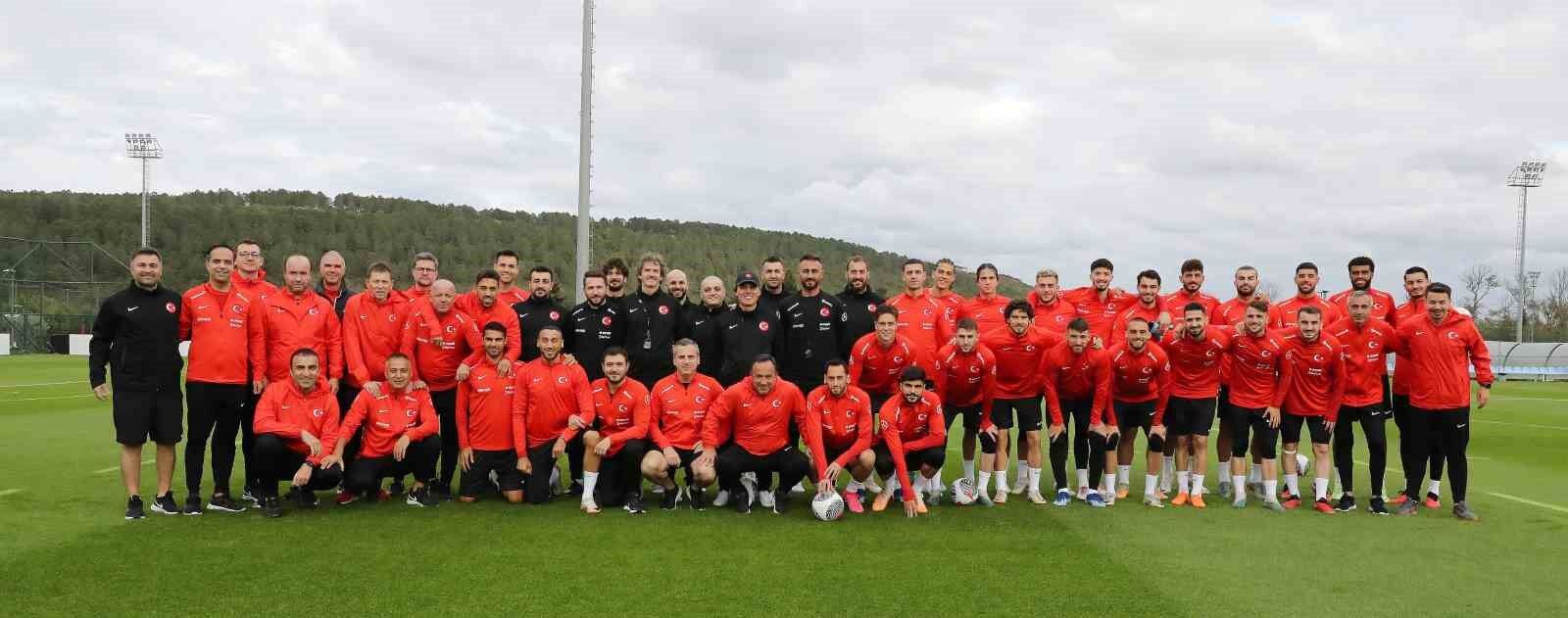 A Milli Futbol Takımı, Hırvatistan maçının hazırlıklarına başladı