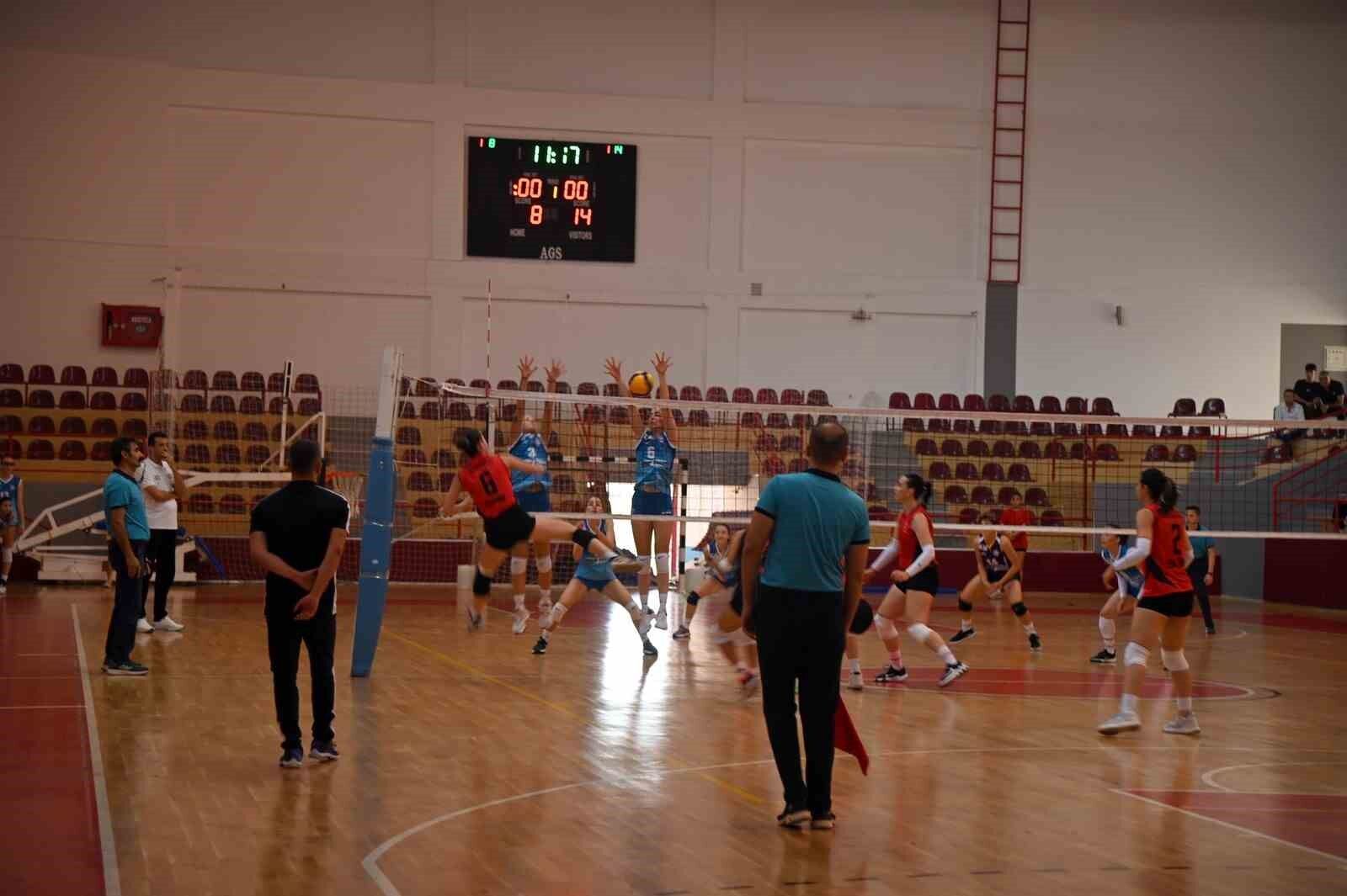 Manavgat’ın sultanları deplasmanda galip geldi