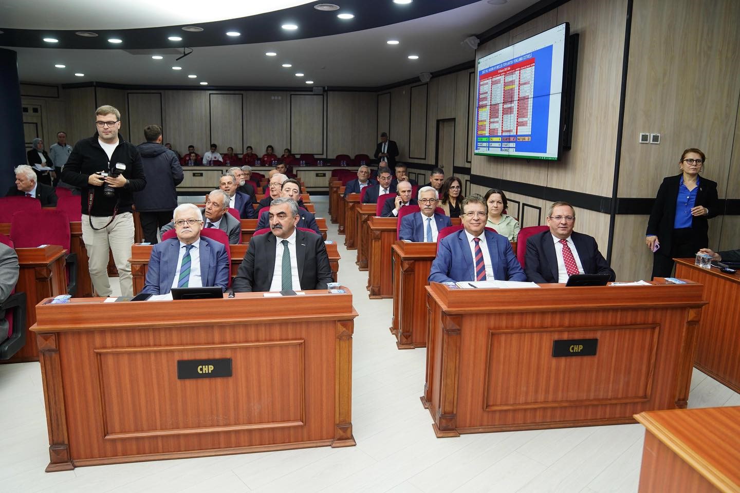 Mesut Ergin Ayvalık’ın altyapı sorunlarını BASKİ genel kuruluna taşıdı