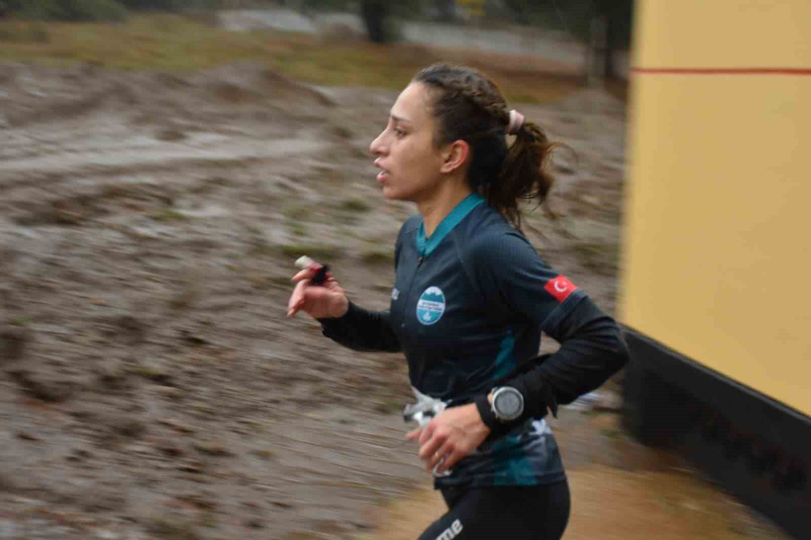 İnönü Belediyesi Spor Kulübü madalyalara doymuyor