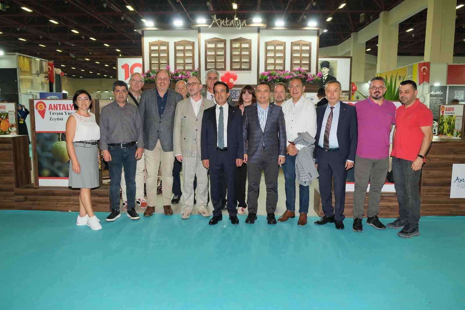 YÖREX, ilk gün 62 bin 315 ziyaretçiyi ağırladı