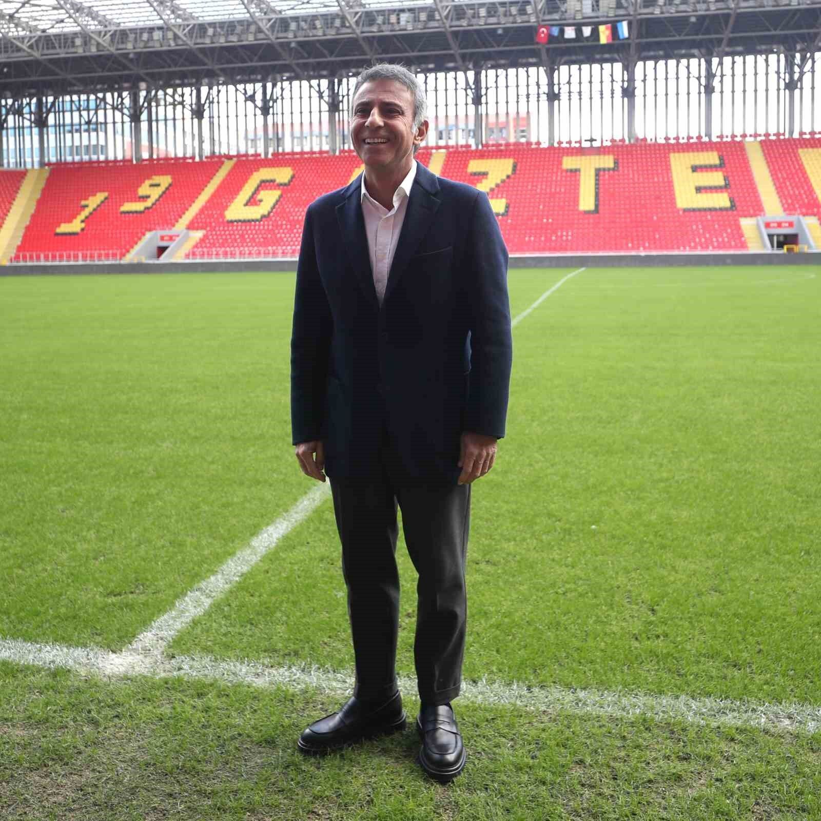 Göztepe CEO’su Kerem Ertan, basın mensuplarıyla buluştu