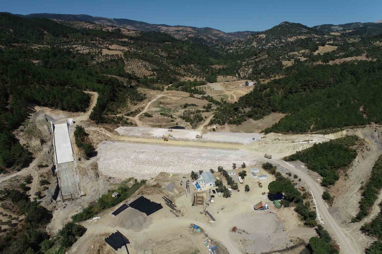 Bergama’nın 2024’te 8 barajı olacak