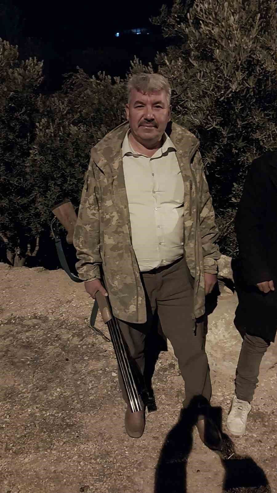 Mersin’de zeytin hırsızlığı çoğaldı, üreticiler akşamları bahçelerde nöbet tutuyor