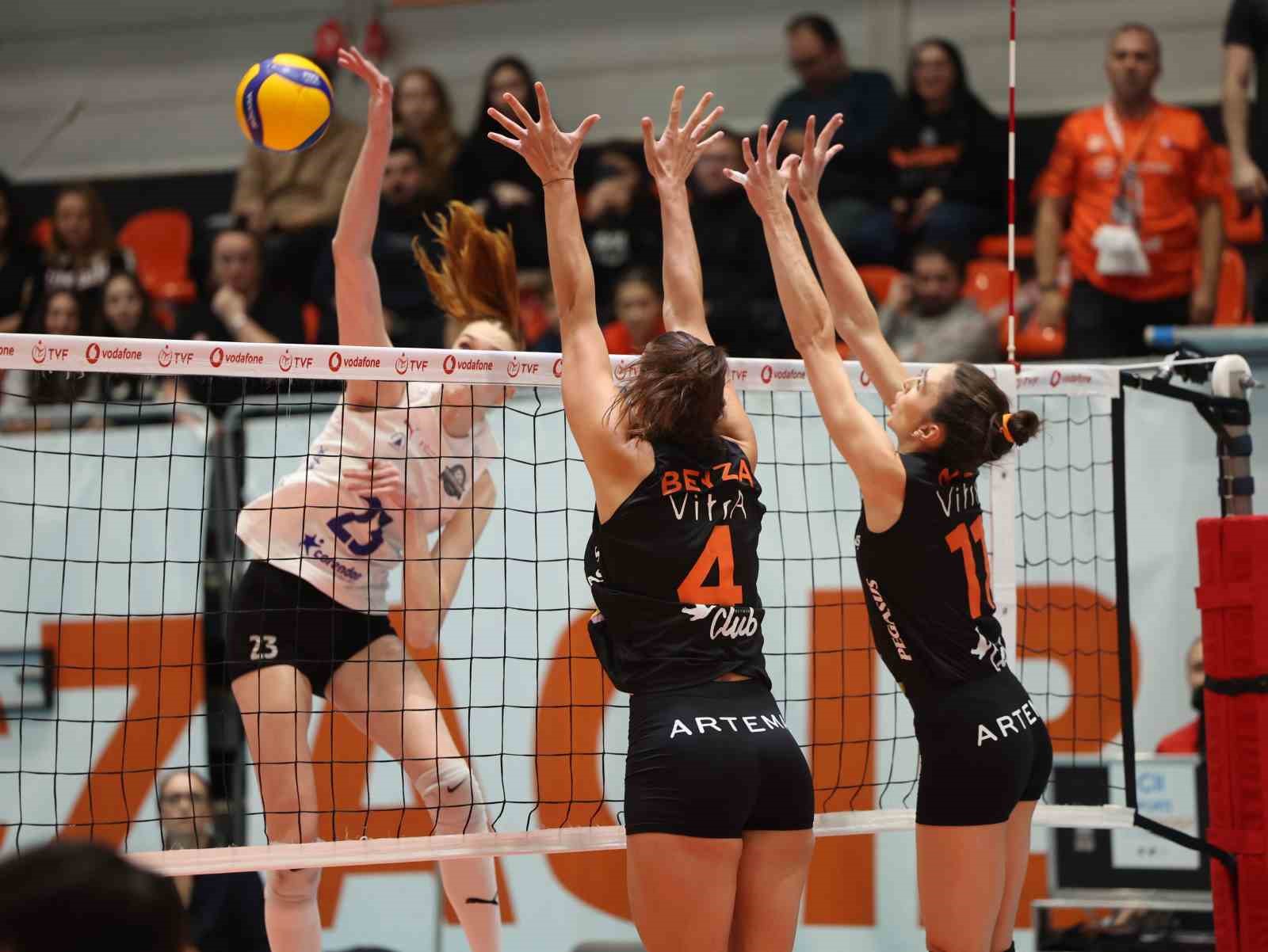 Sultanlar Ligi: Eczacıbaşı Dynavit: 3 - Muratpaşa Belediyespor: 0