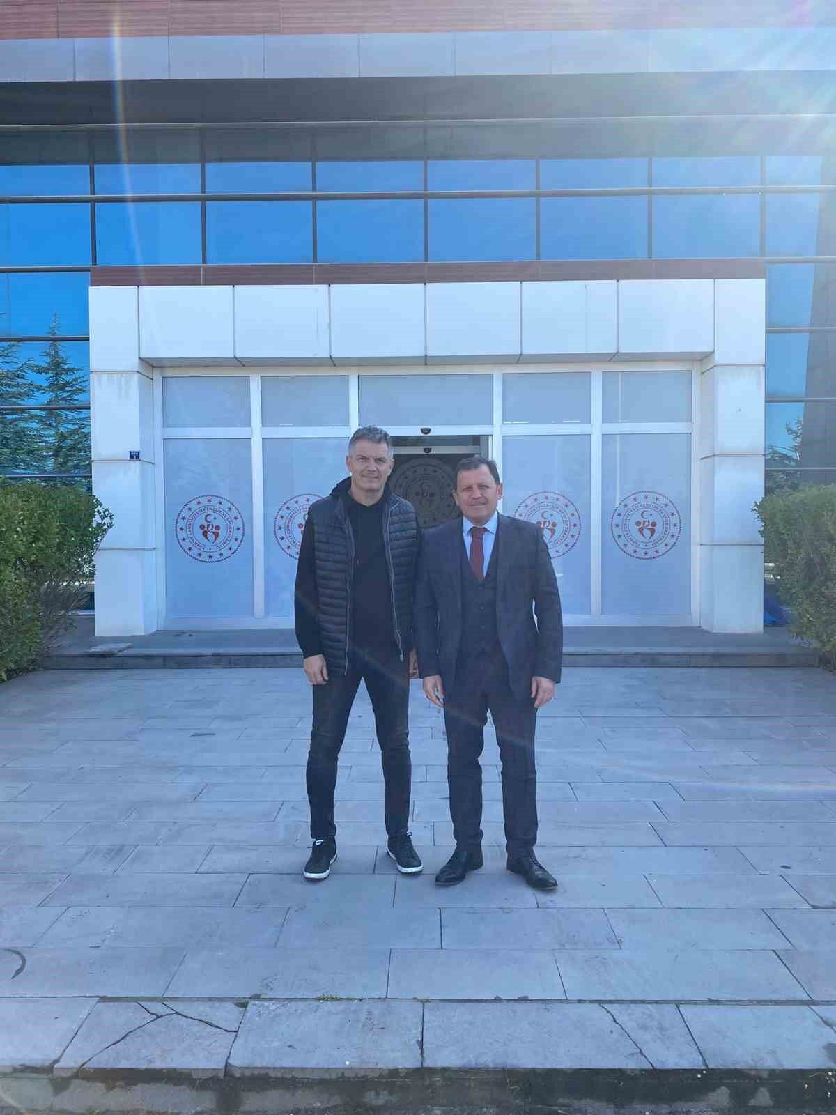Kayseri’de amatör spora dev hizmet