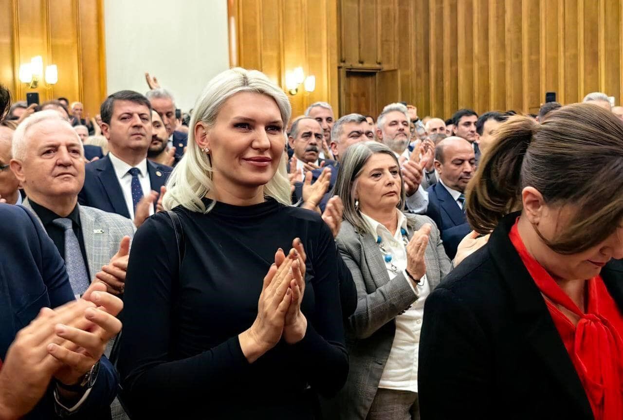 Belediye Başkan Vekili Subaşı, CHP Genel Başkanı Özel ile bir araya geldi