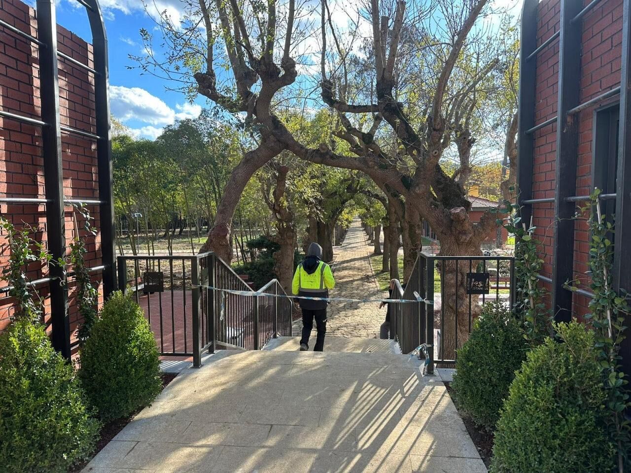 CHP'nin açılışı şov çıktı!