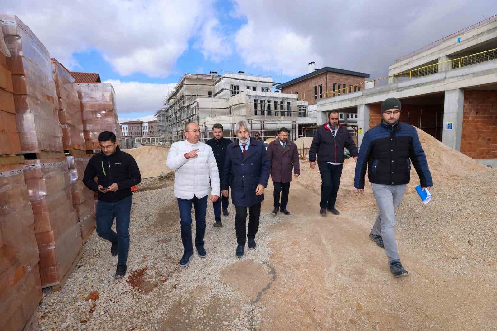 Başkan Kavuş: “Şükran’ı değerli kılan dönüşümün büyüklüğü kadar ortaya çıkan tarihi hazinedir”