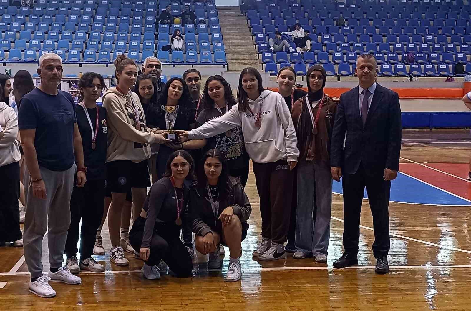 Aydın’ın hentbol şampiyonları belli oldu