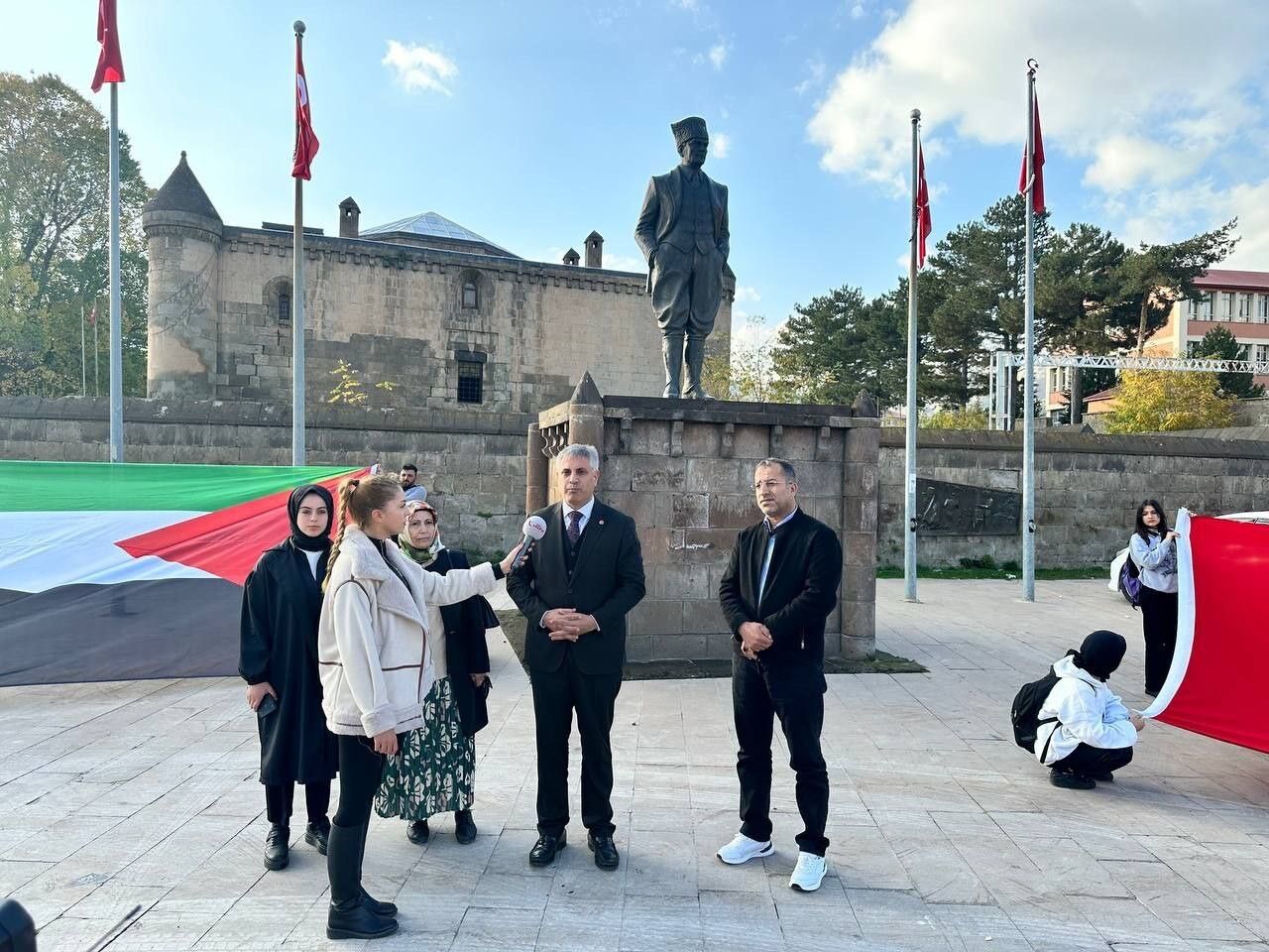 Osmanlı Ocakları lideri Canpolat Müslümanlara seslendi: “Filistinli çocuklar kadar cesaretiniz yok mu”