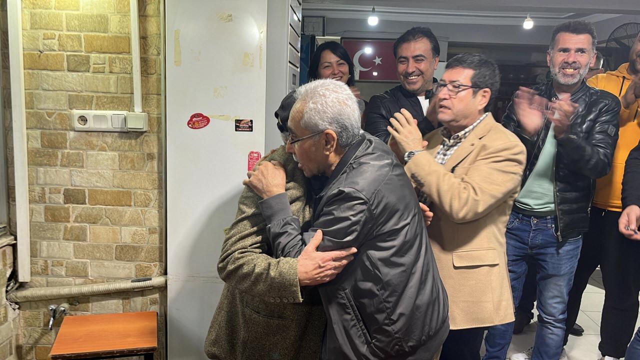 Kahvehanedeki istekalı dede kavgası tatlıya bağlandı