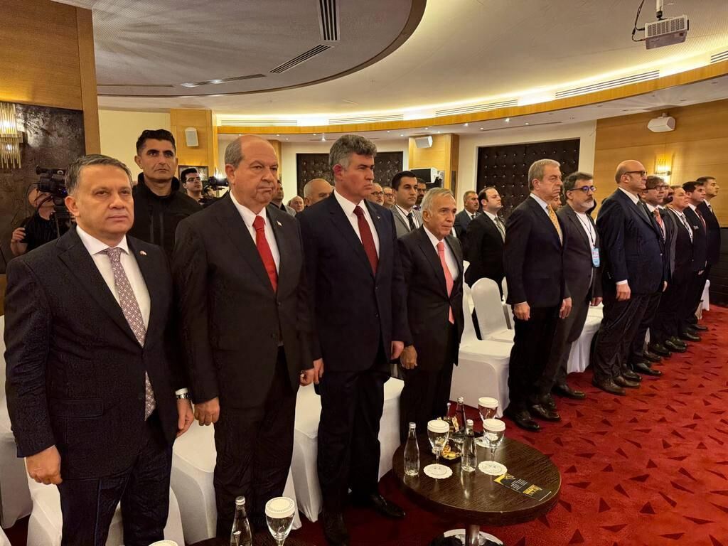 Ersin Tatar, KGK Çalıştayı'nda açıkladı: Kıbrıs'ta yabancıya arazi satışı kısıtlanacak