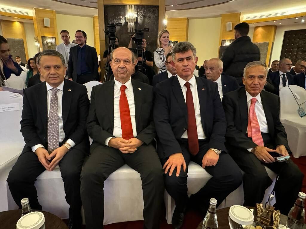 Ersin Tatar, KGK Çalıştayı'nda açıkladı: Kıbrıs'ta yabancıya arazi satışı kısıtlanacak