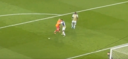 Penaltı mı değil mi? İşte Icardi-Djiku arasındaki tartışmalı pozisyonun en net görüntüsü