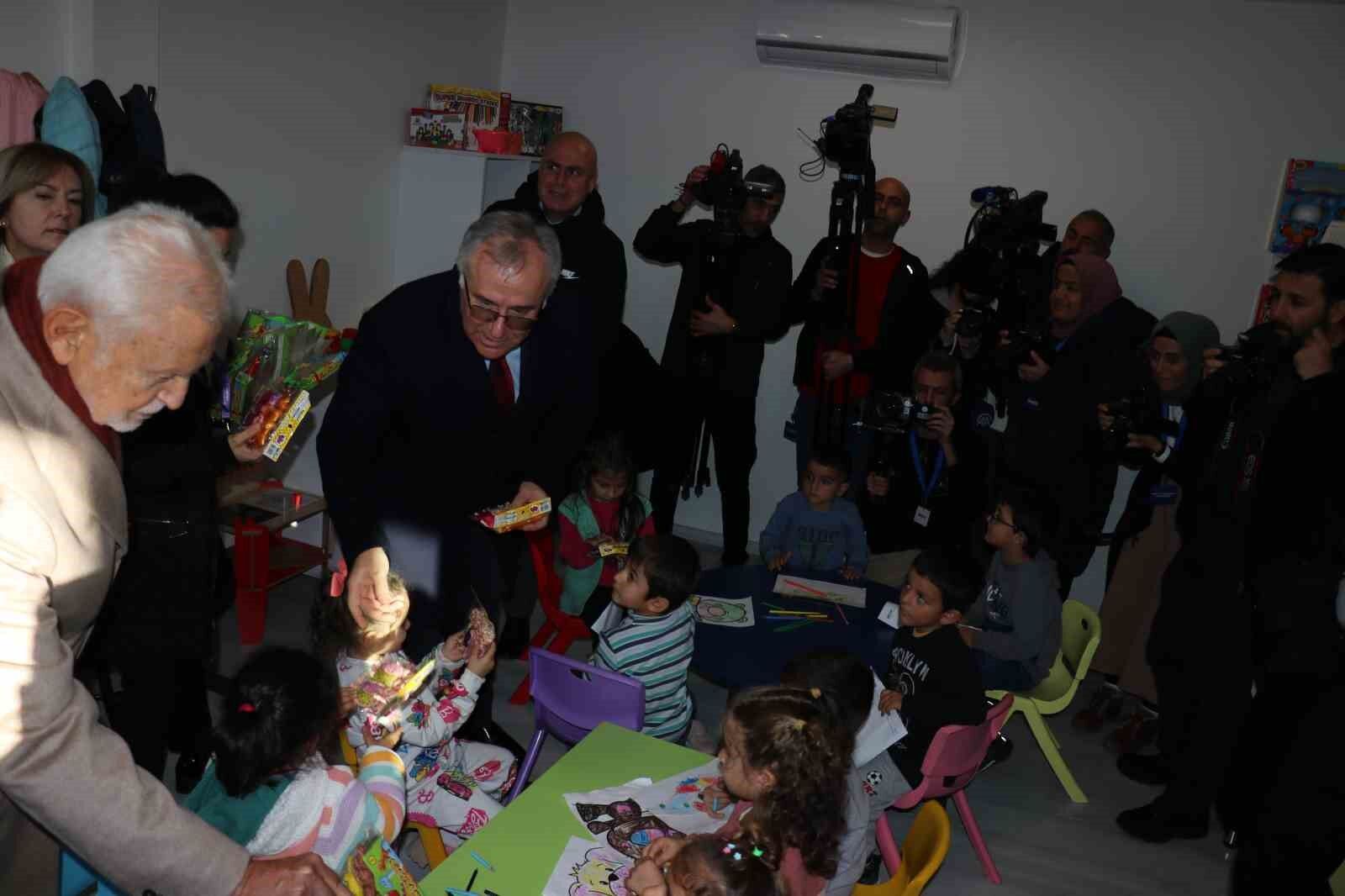 Hayat İyi Yaşam Merkezi ile depremzedelere destek