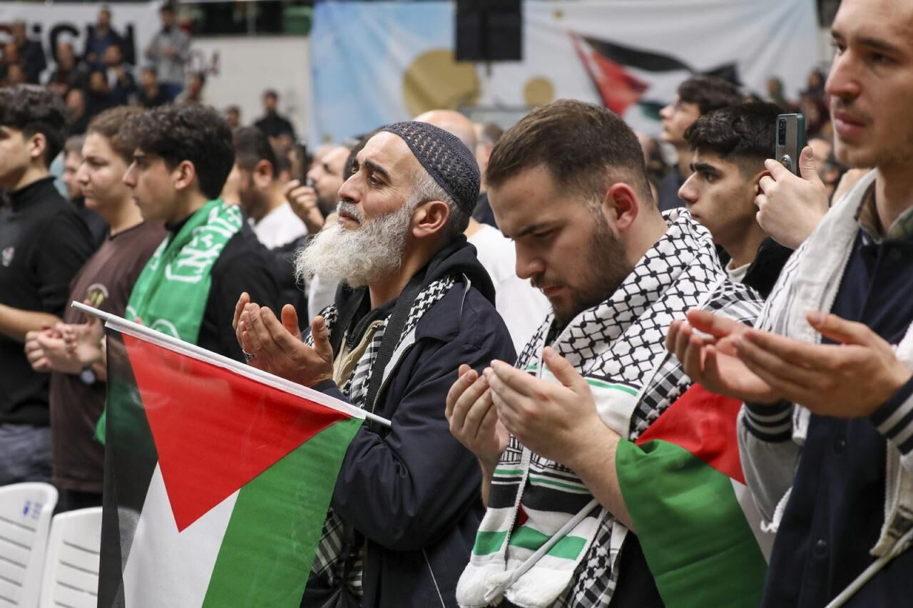 Binlerce kişi Diriliş Buluşmaları’nda Filistin için bir araya geldi